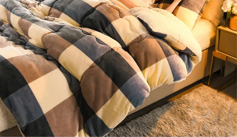 Fleece blanket comforter