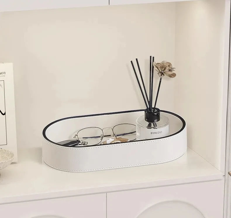 Luxury leather tray