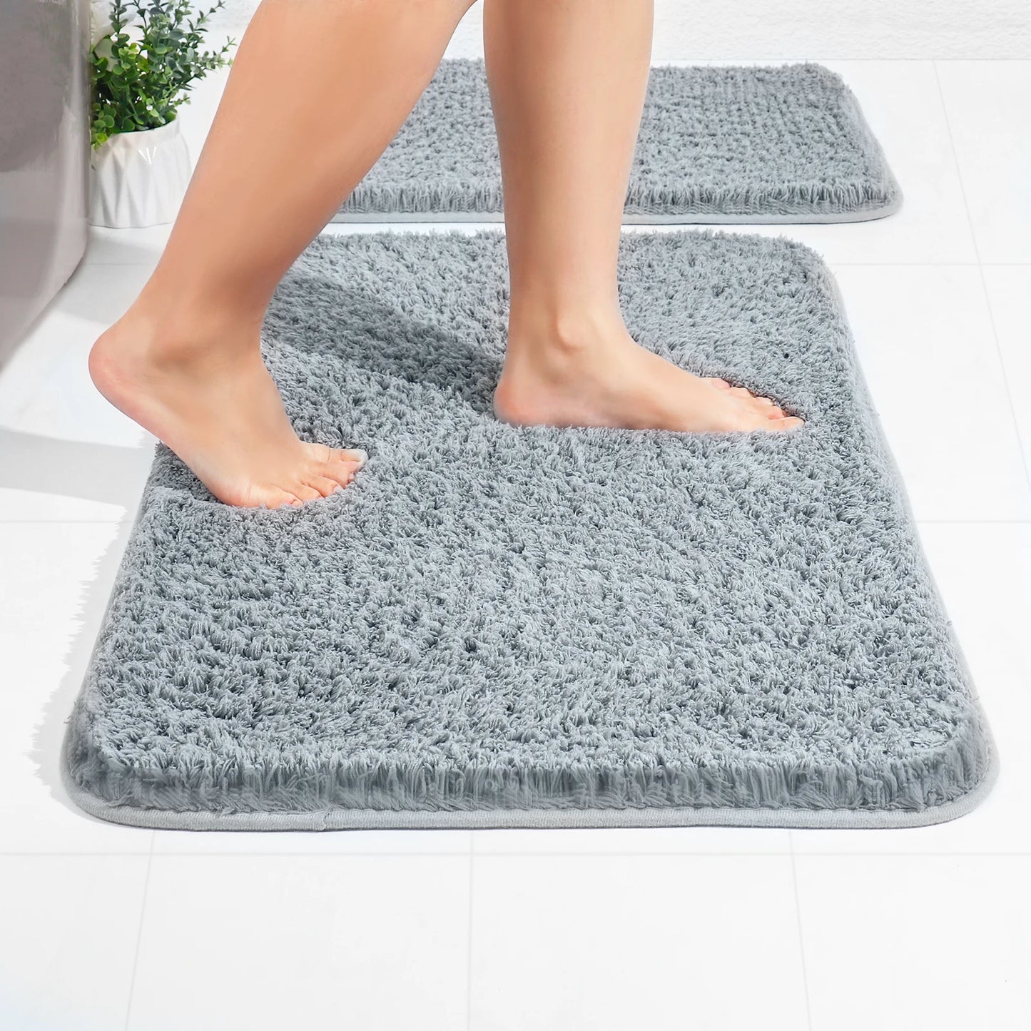 Microfiber fluffy bathroom mat