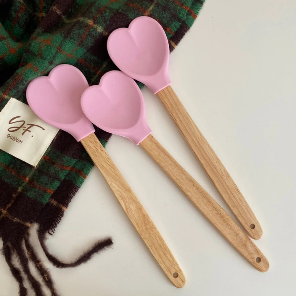 Heart shaped baking spatula