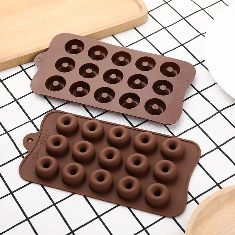 Donut gummy mold