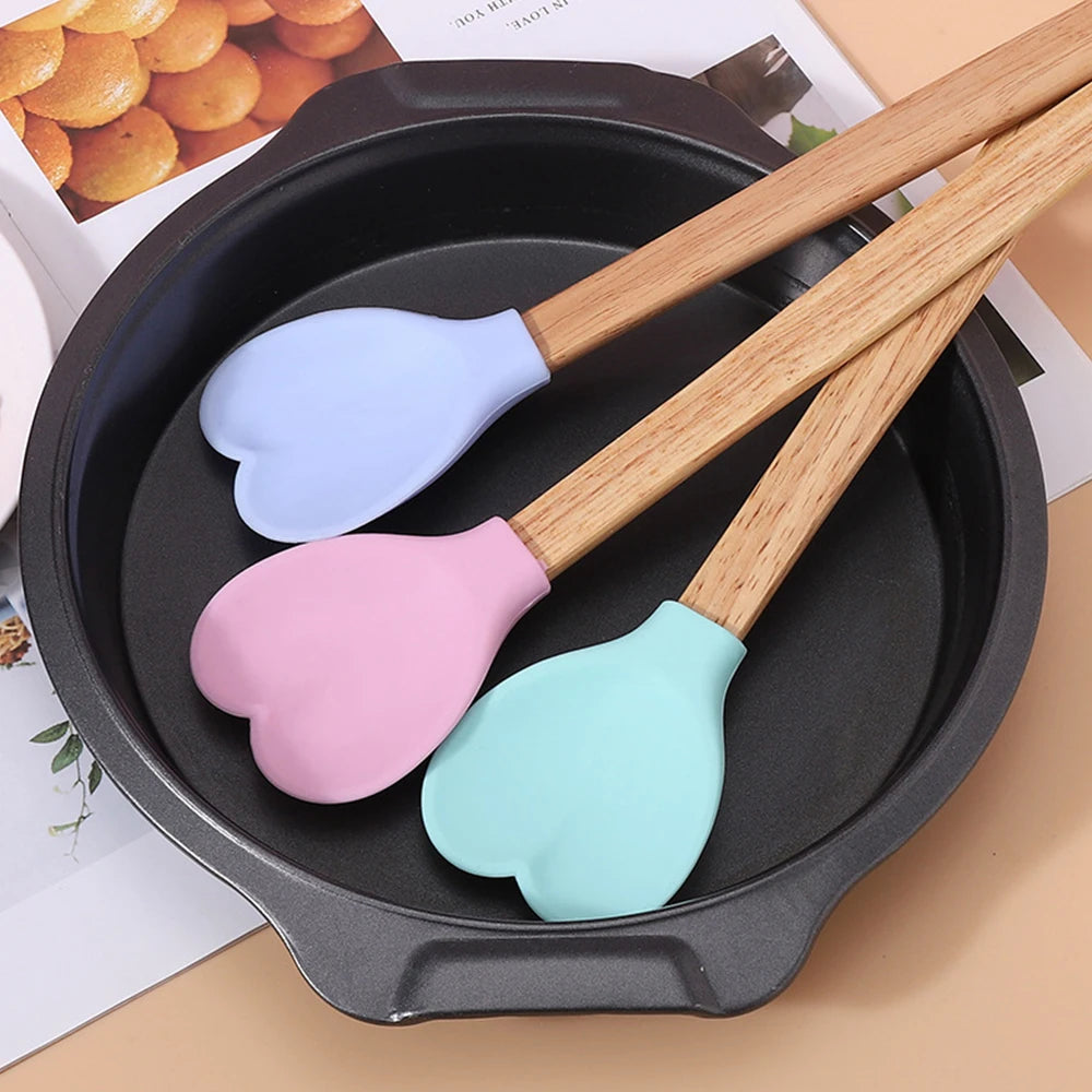 Heart shaped baking spatula