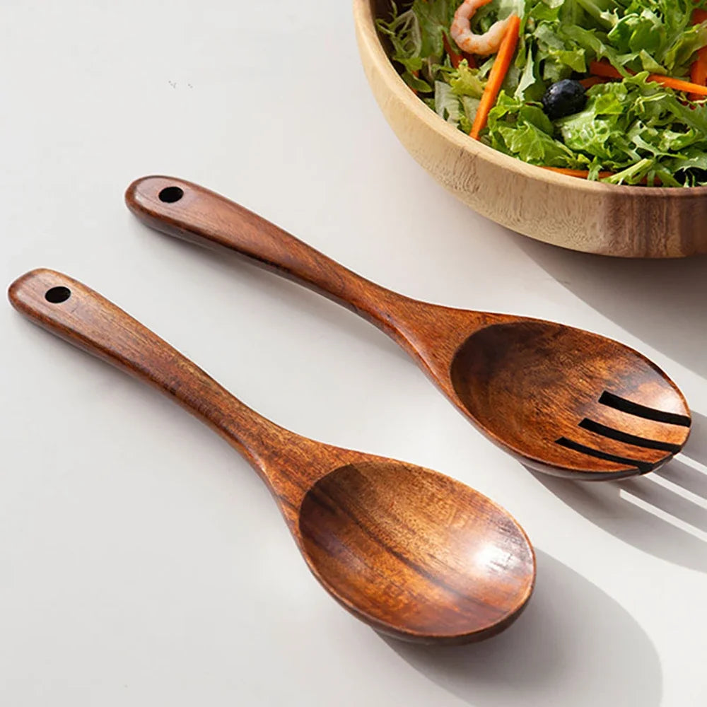 Wooden utensils set