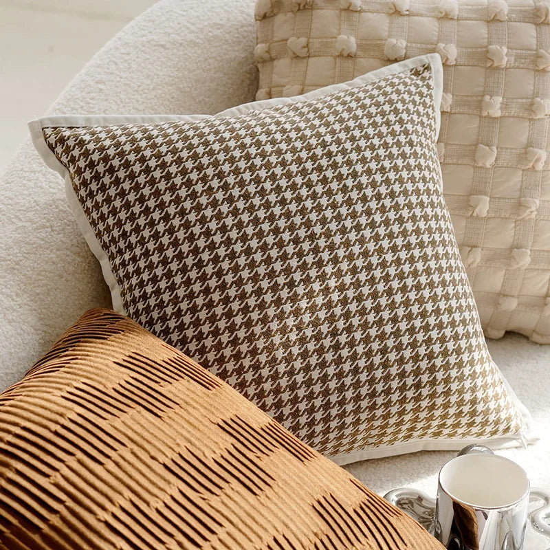 Cinnamon mixed pillow covers