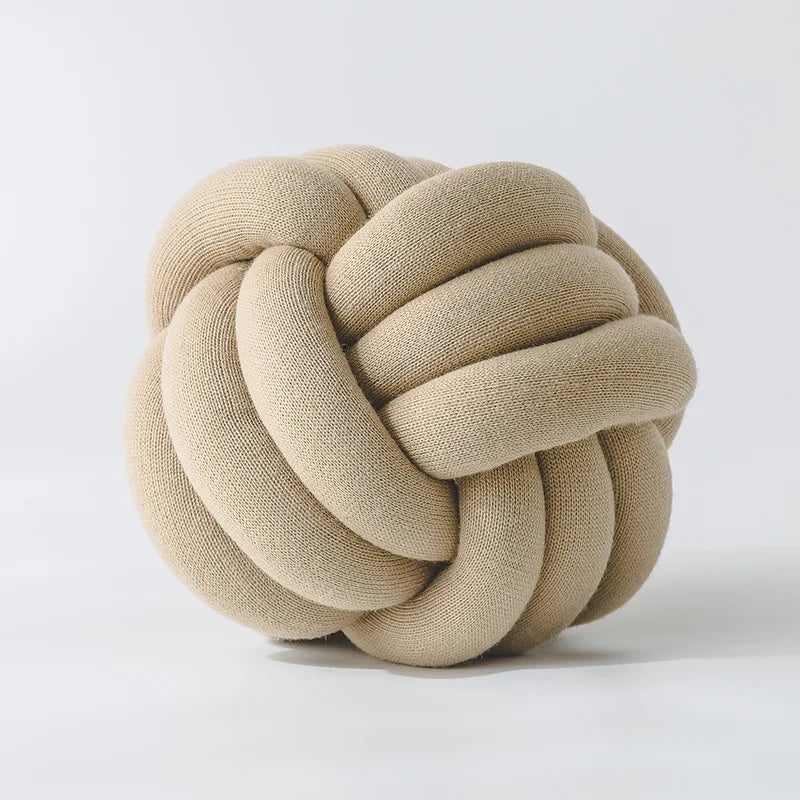 Knot cotton pillow