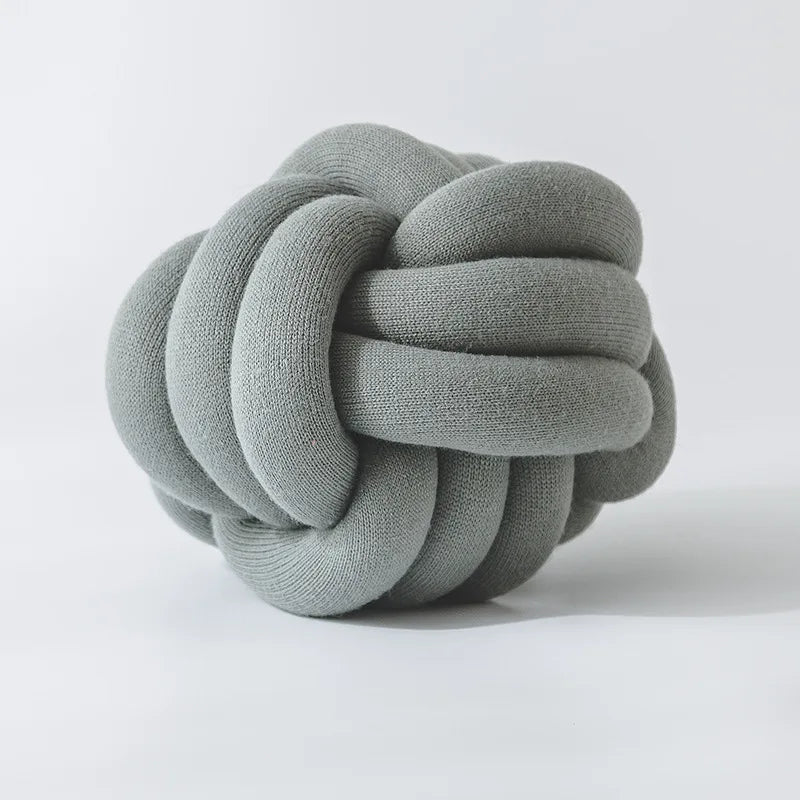 Knot cotton pillow