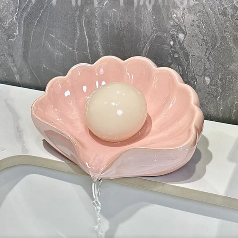 Shell shaped ceramic soap holder