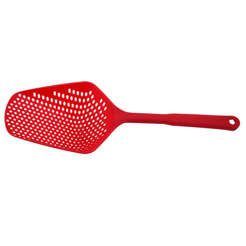 Strainer leak spoon