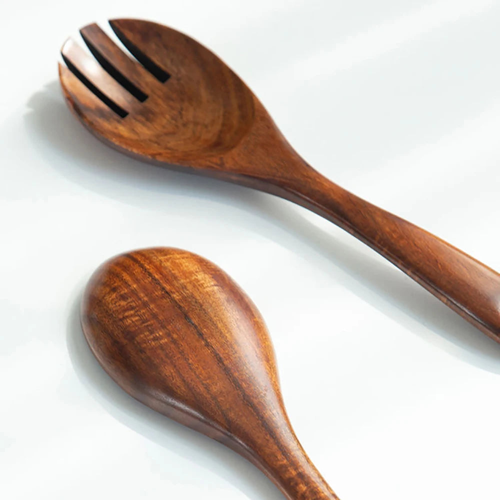 2 piece wooden utensils