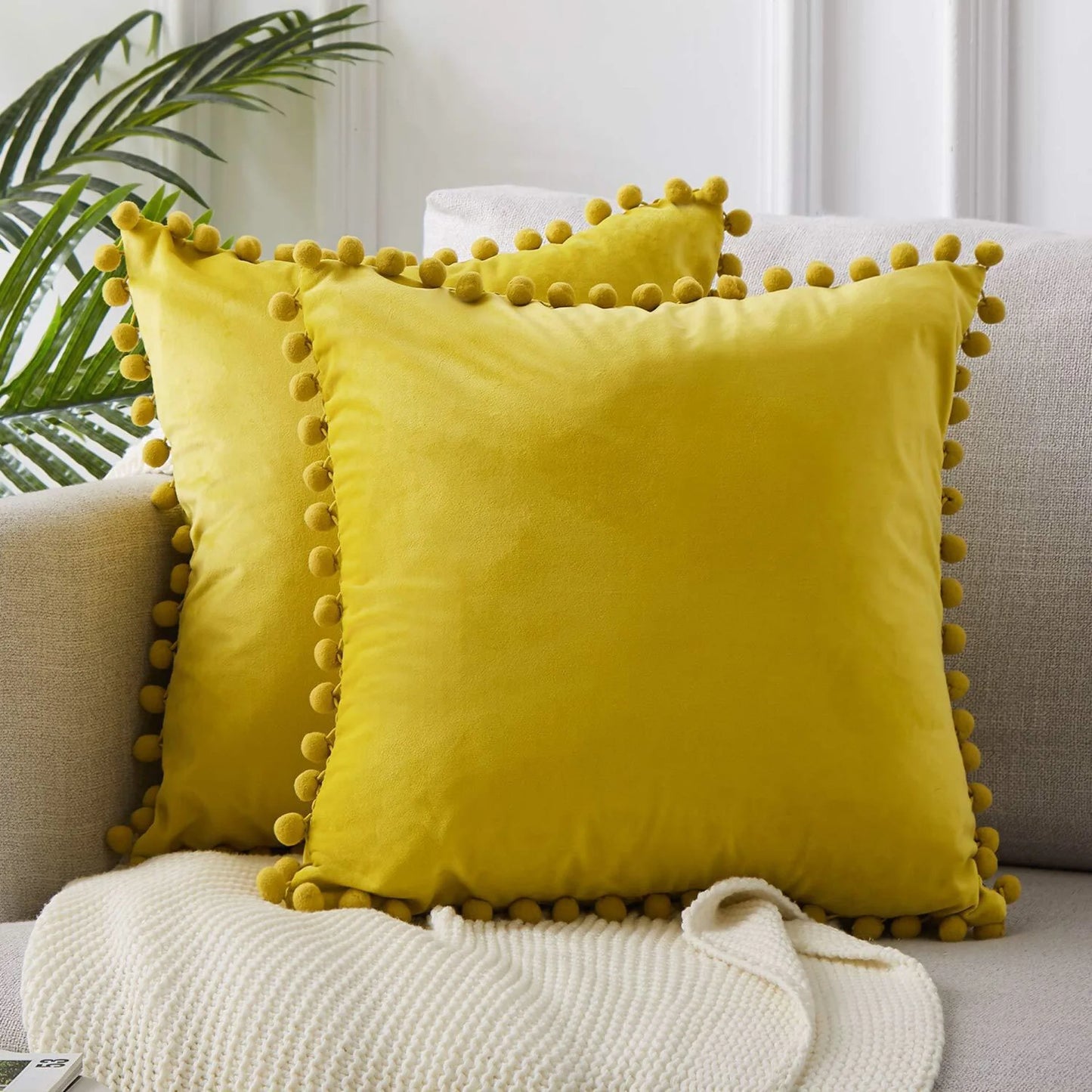 Velvet pom pom pillow cover