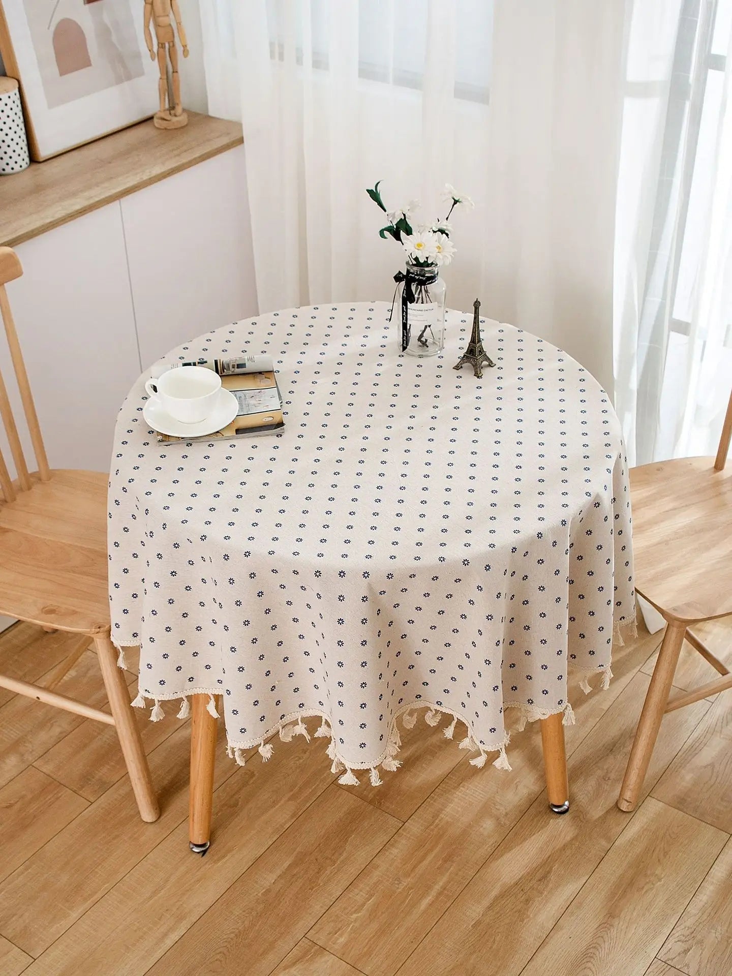 Cotton round tablecloth