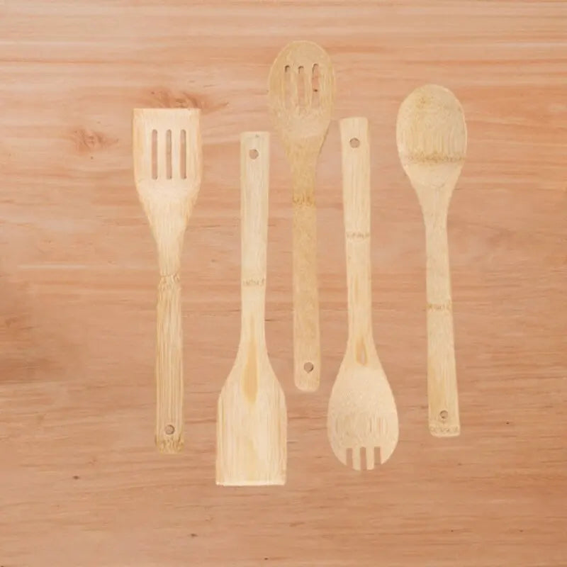 Bamboo kitchen utensils set