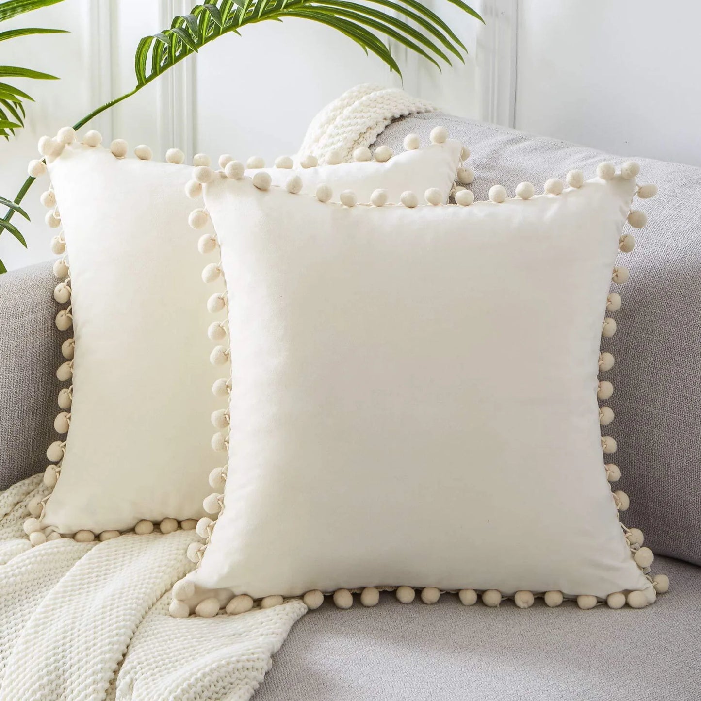 Velvet pom pom pillow cover