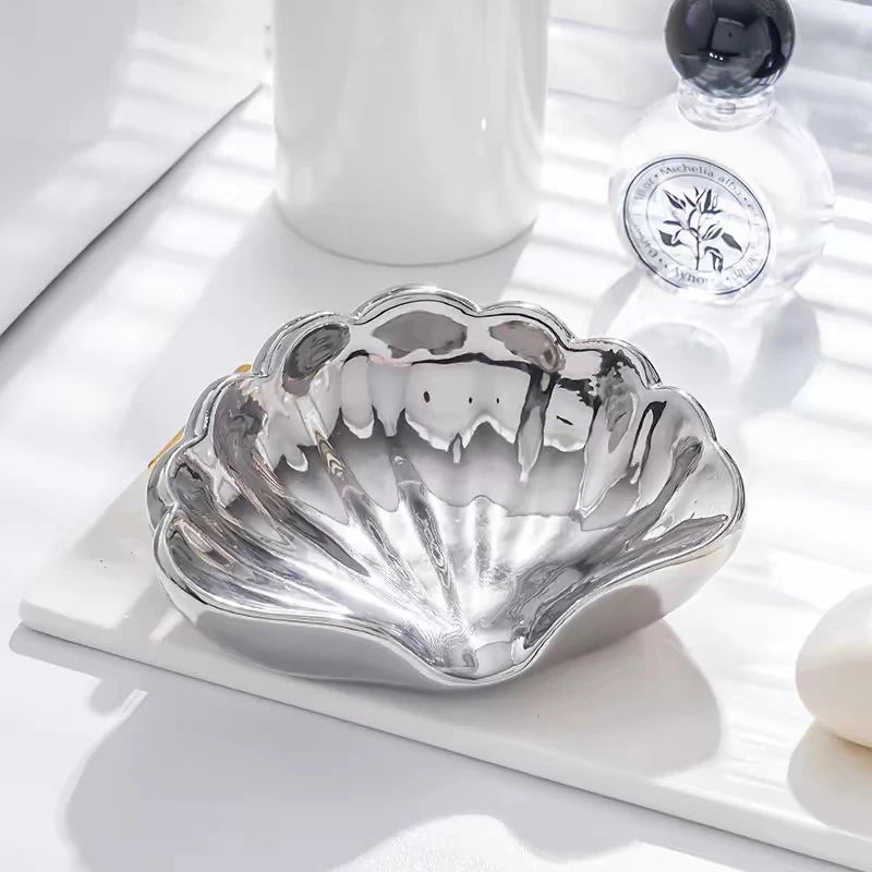 Shell shaped ceramic soap holder