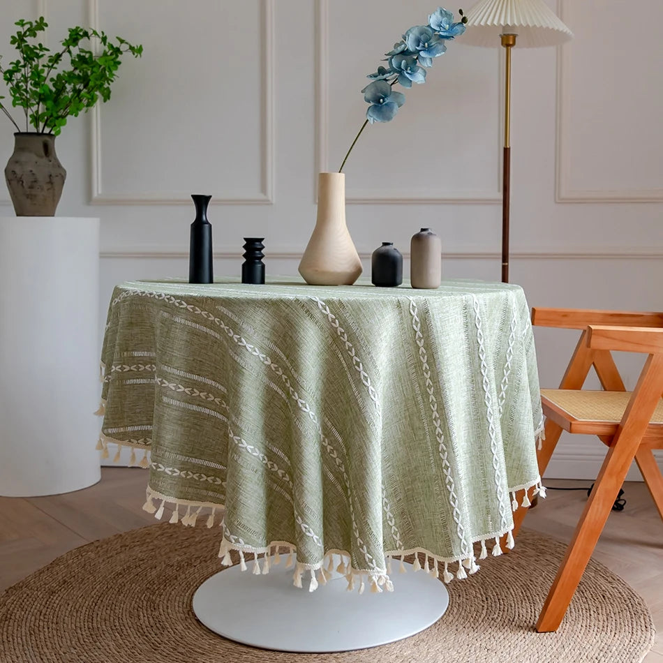 Jacquard weave tablecloth