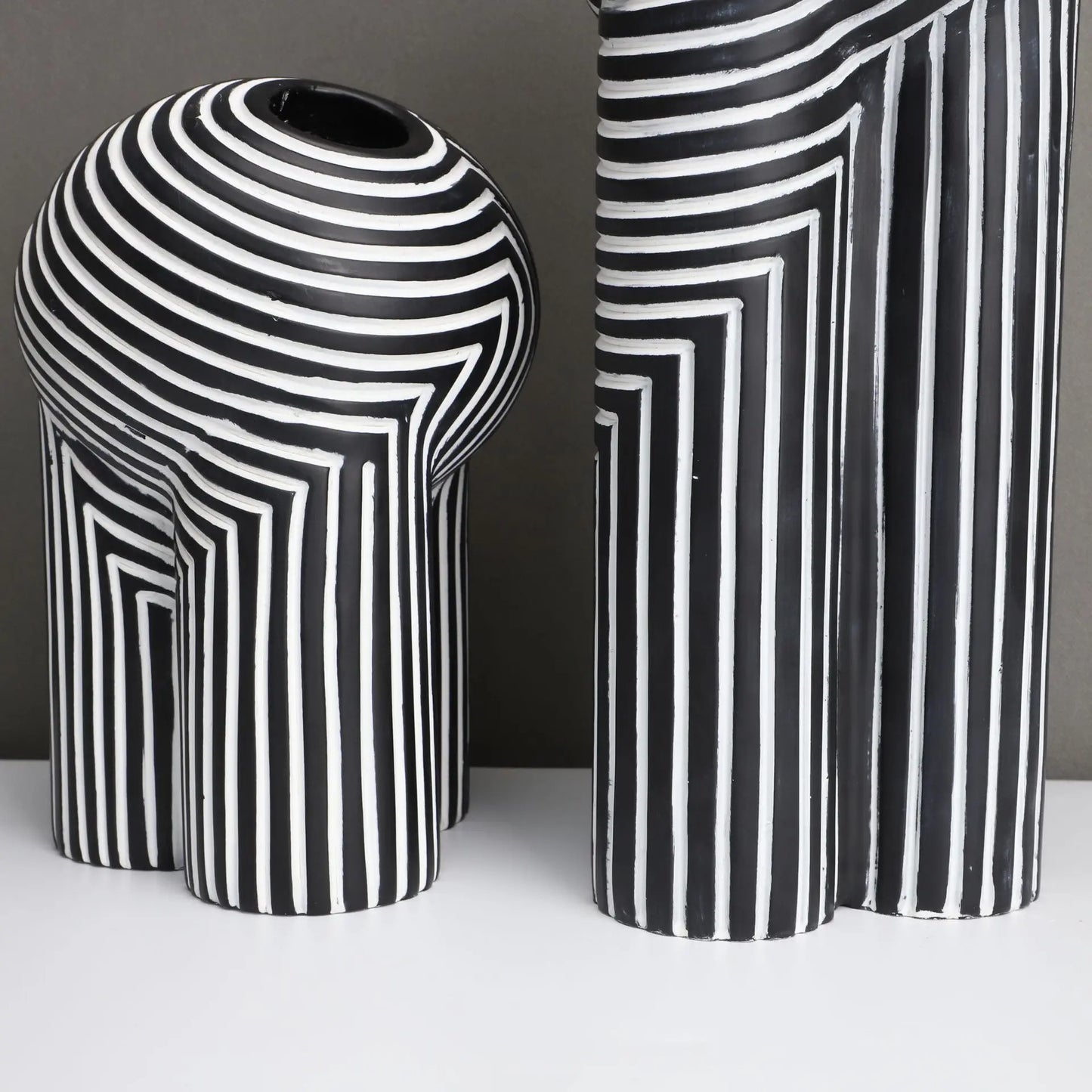 Creative Black and White Resin Vase