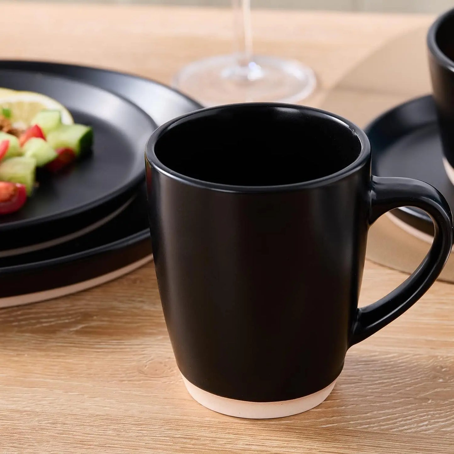 Stoneware 16-Piece Modern Dinnerware Set