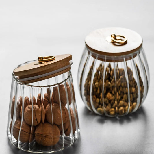 Glass spice jar with lid