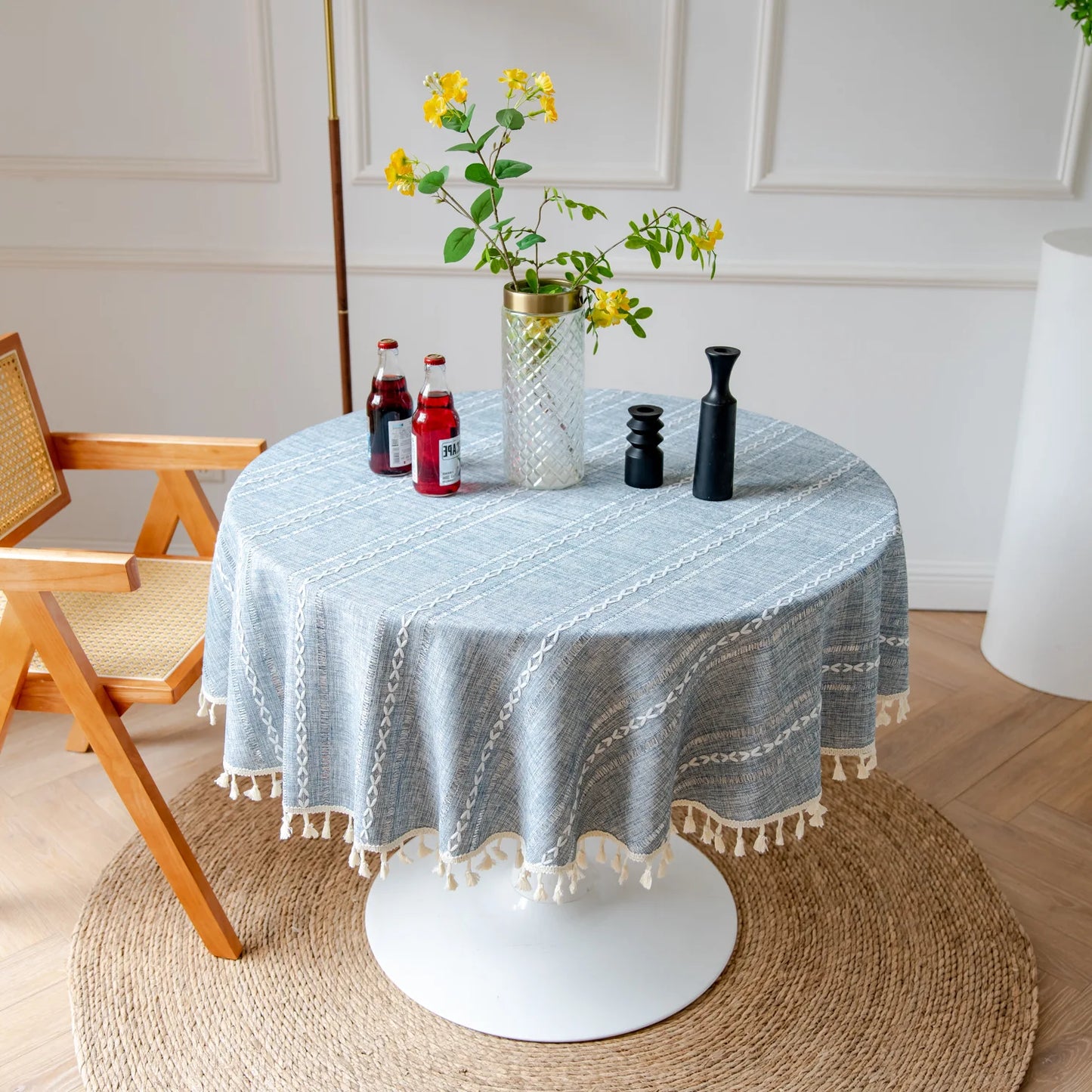 Jacquard weave tablecloth